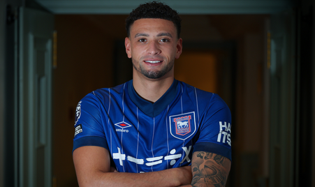 战中高高跃 战中高高跃